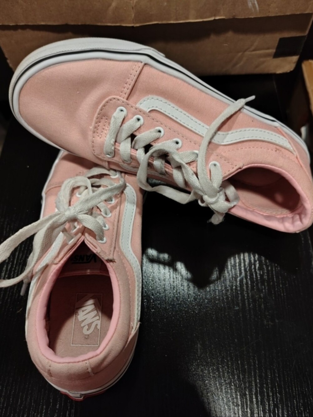 Vans Pink Low Top Sneakers Size 4Y / 4 Missy Girl Youth Shoes Excellent Conditio